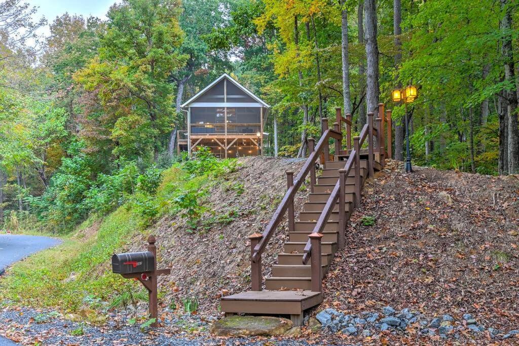 The Cove Retreat- Hot Tub/Screened Porch/Game Room Лейк-Лур Экстерьер фото